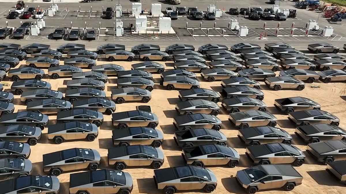 Over 50 Cybertrucks Stored At A Tesla Fulfillment Center In Miami ...